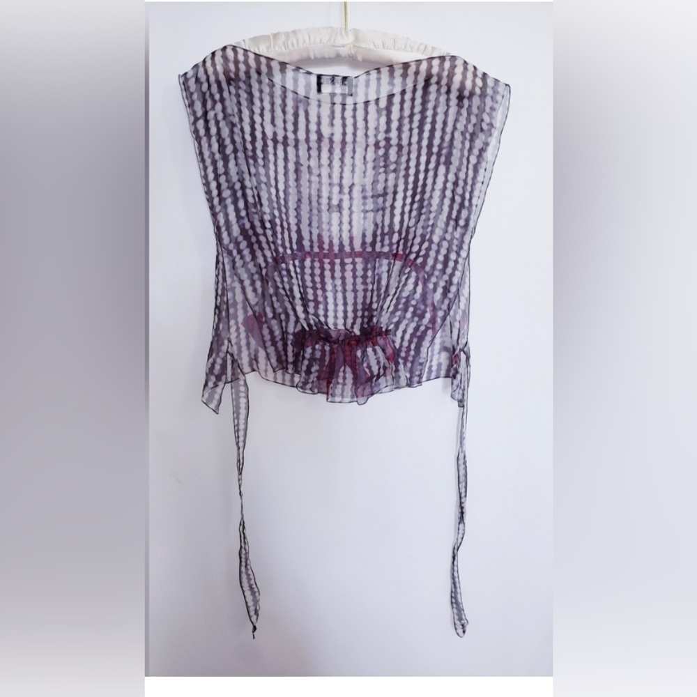 Vintage Chanel silk vest - Picture 10 of 15
